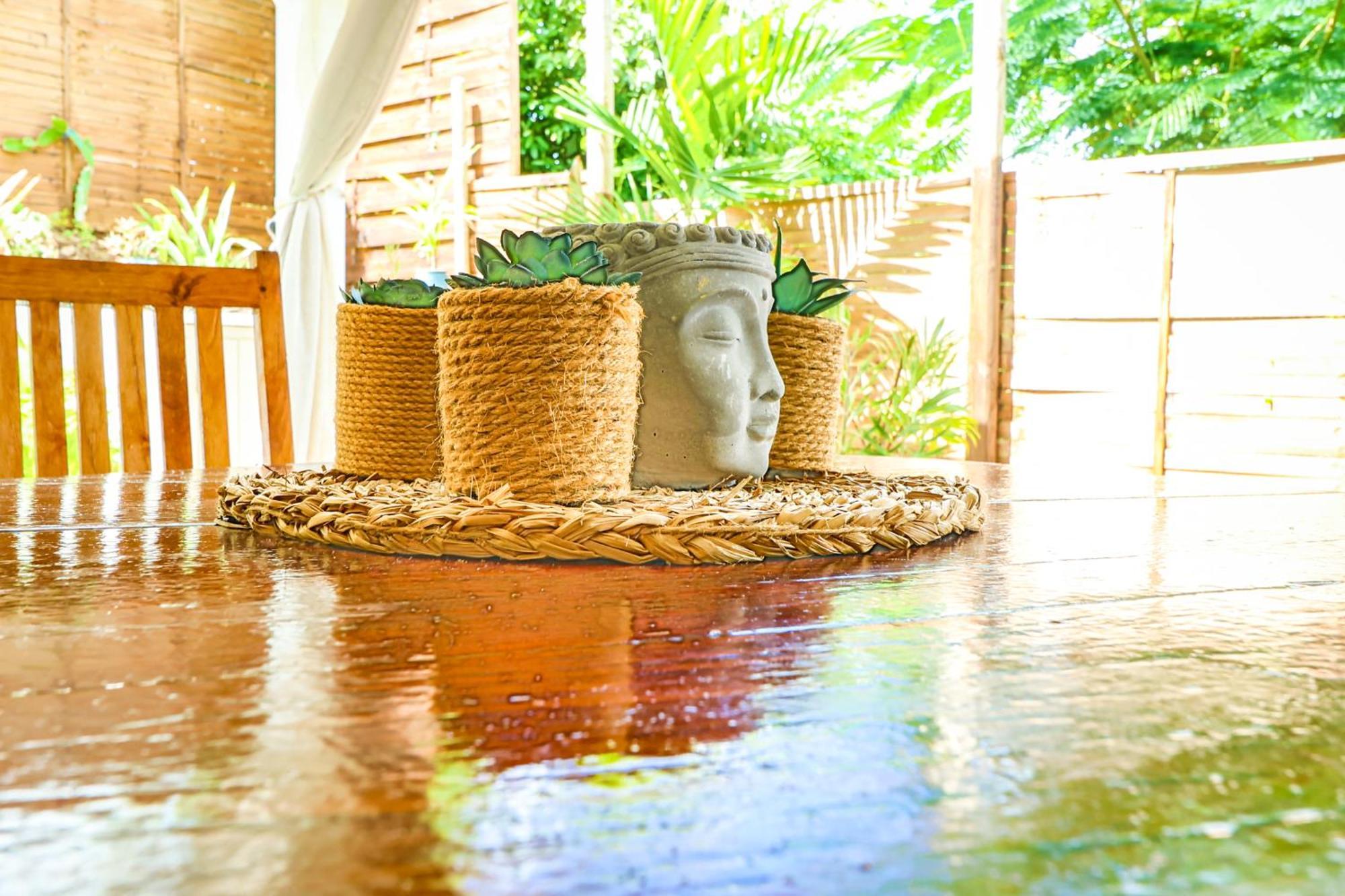 Seazen Lodge Sainte-Anne Luaran gambar